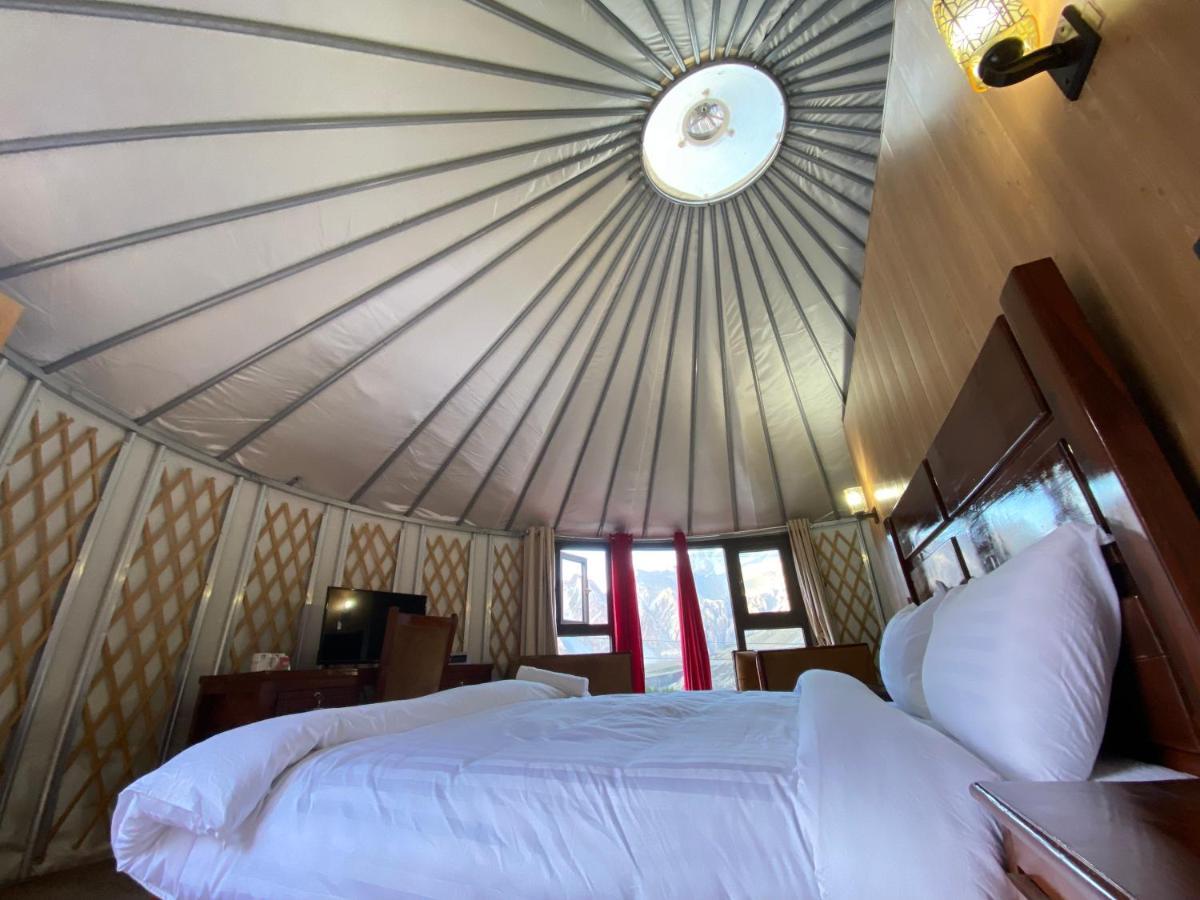 Apex Hotels And Resorts Hussaini Karimabad  Zewnętrze zdjęcie