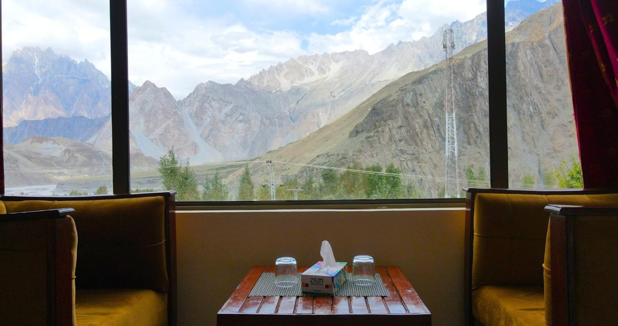 Apex Hotels And Resorts Hussaini Karimabad  Zewnętrze zdjęcie
