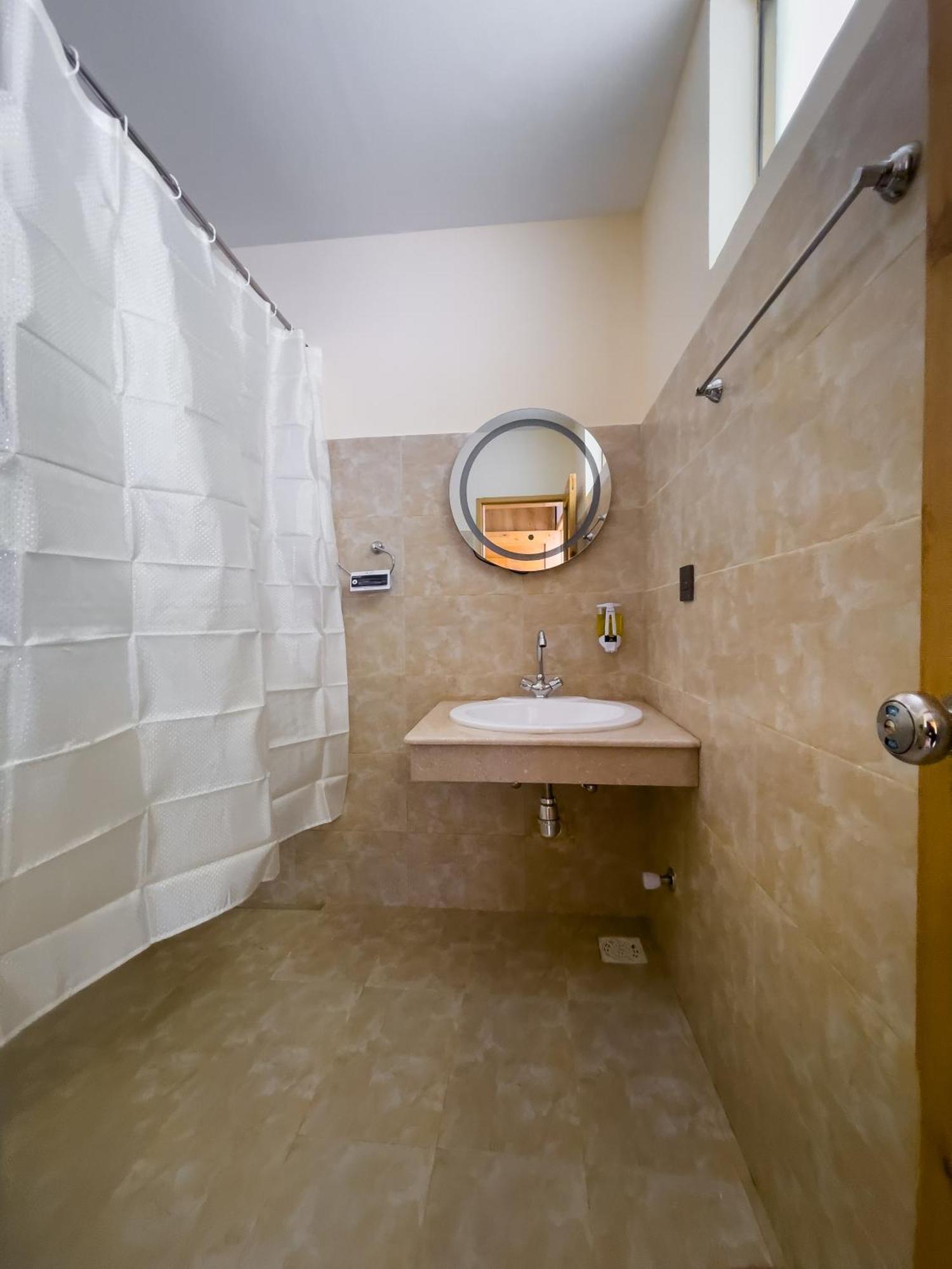 Apex Hotels And Resorts Hussaini Karimabad  Zewnętrze zdjęcie